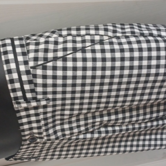 T R PREMIUM Men's Checkered Dress Pants - Black and White 🇬🇧 - Picture 5 of 8